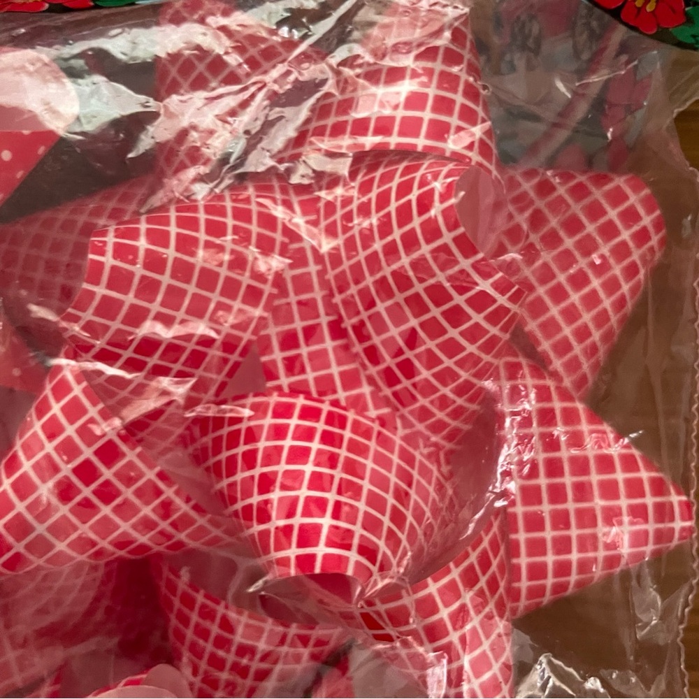 Vintage Berwick Old Fashioned Self-Stick Holiday Bows / Christmas Bows - 12 Bows - Picture 5 of 9
